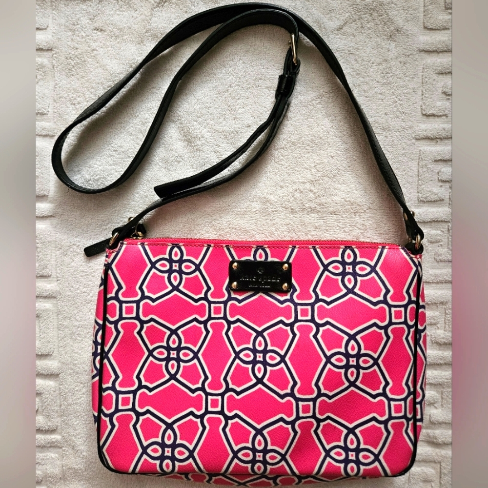Kate spade pink black chrissy moroccan market crossbody purse handbag